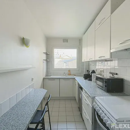 Flexliving - - Croix Nivert * Paryż