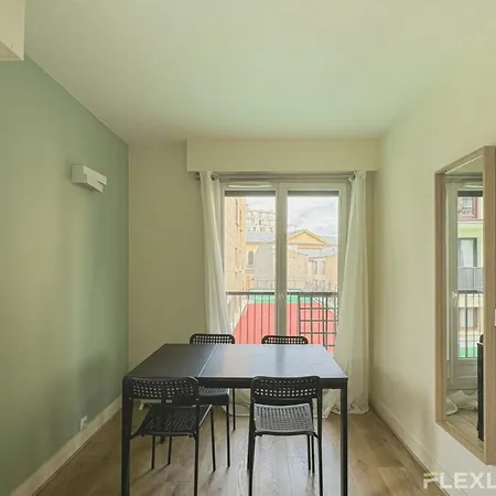 Flexliving - - Croix Nivert Hébergement de vacances *